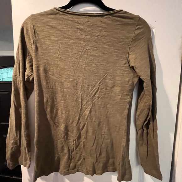 ~INC~ Top - Medium - Picture 3 of 4